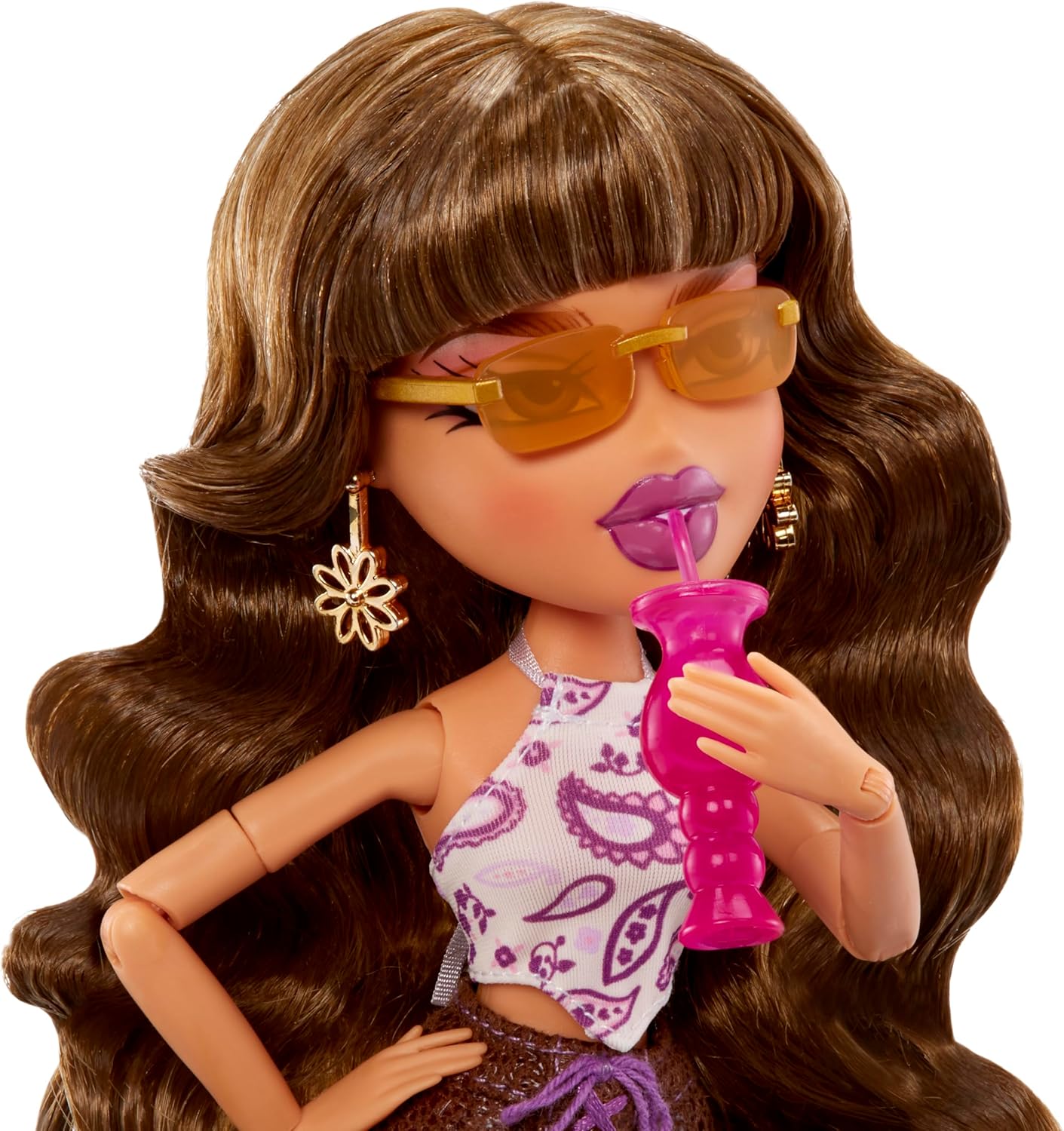 Bratz Alwayz Bratz Fashion Doll - Cloe - with 10 Accessories and Poster  Great for Ages 6 and Older